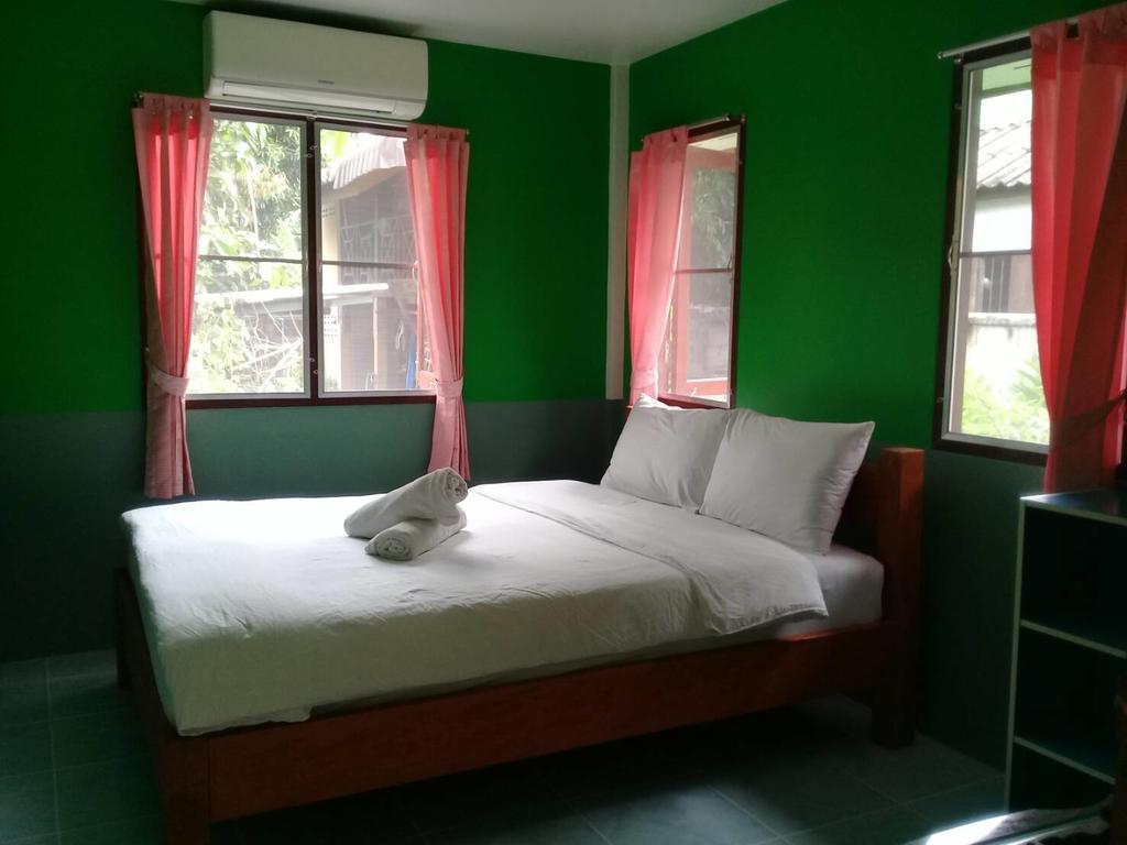Sarm Mork Guest House Mae Hong Son Zewnętrze zdjęcie