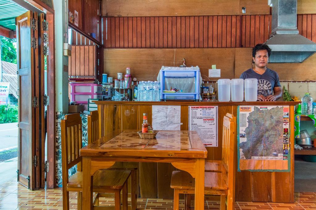 Sarm Mork Guest House Mae Hong Son Zewnętrze zdjęcie