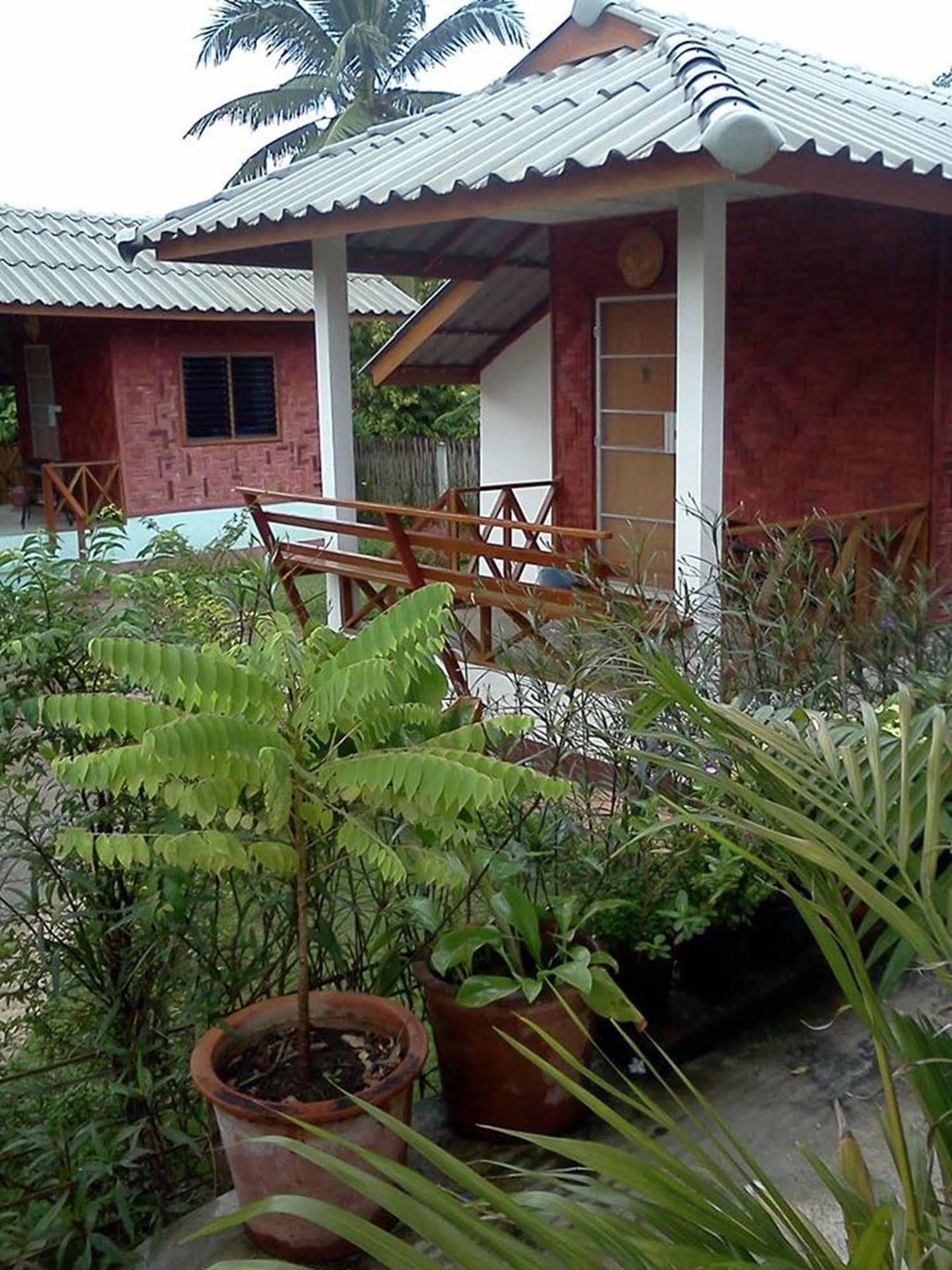 Sarm Mork Guest House Mae Hong Son Zewnętrze zdjęcie
